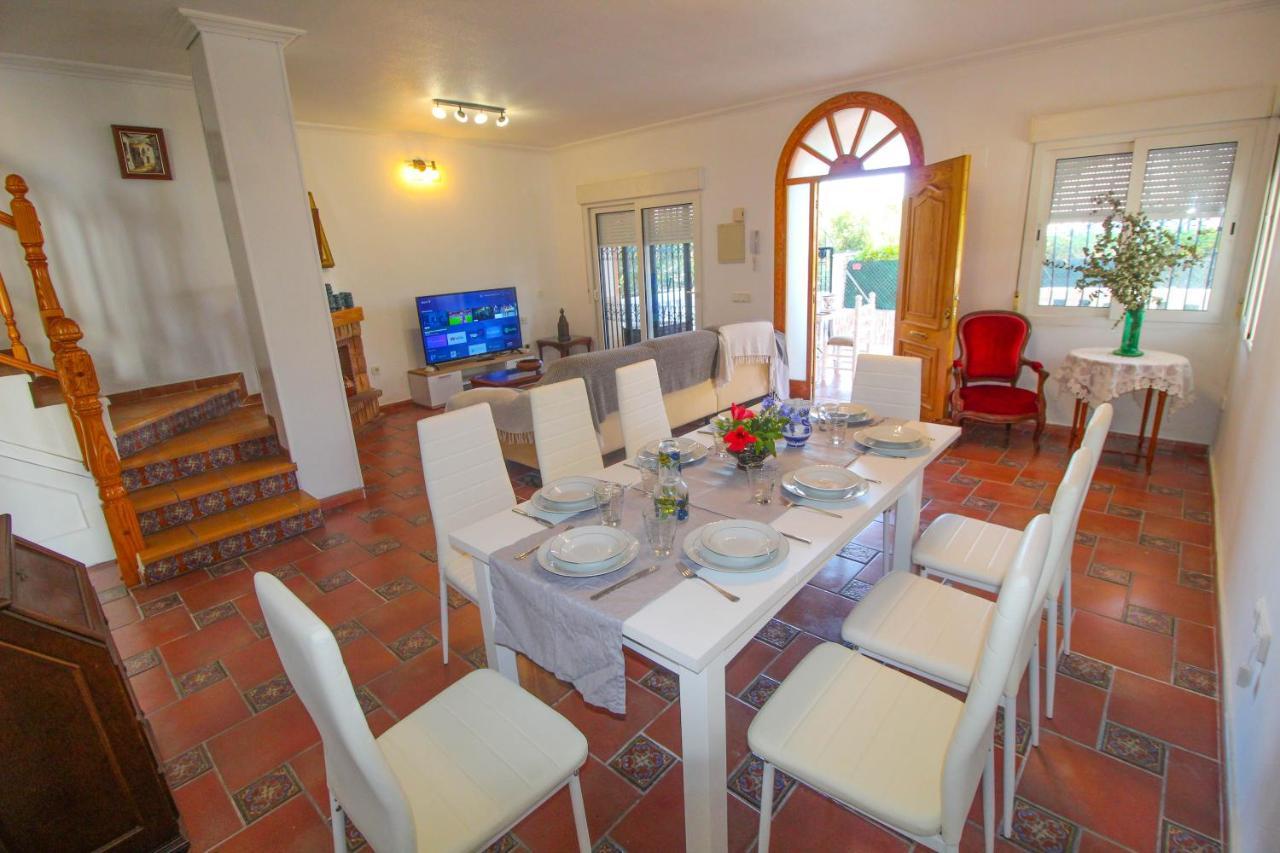 Great Villa, Sea Views, 20 Secs Walk To The Beach, Bbq, 9 People, 5 Mins Car From Alicante City Center, Sailing Club 3 Mins Walk Exteriér fotografie